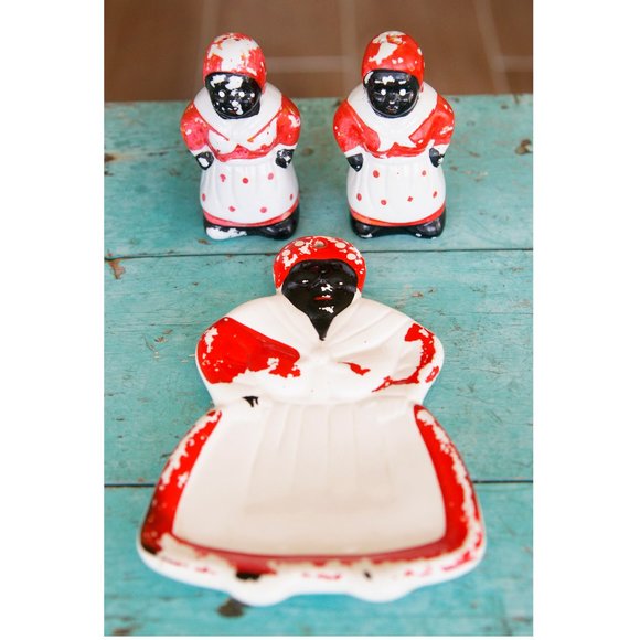 Vintage Porcelain Early Americana Salt & Pepper and Spoon Rest Rare - Picture 1 of 11